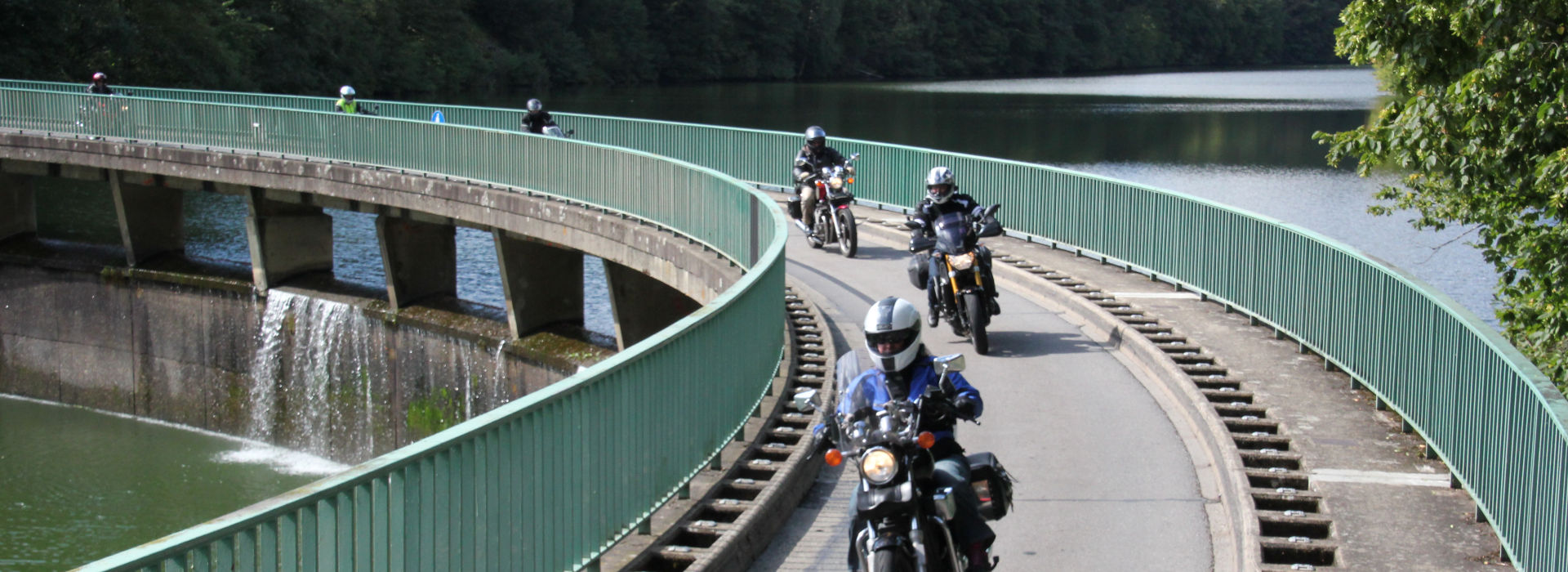 Motorrijbewijspoint Uden belt jou